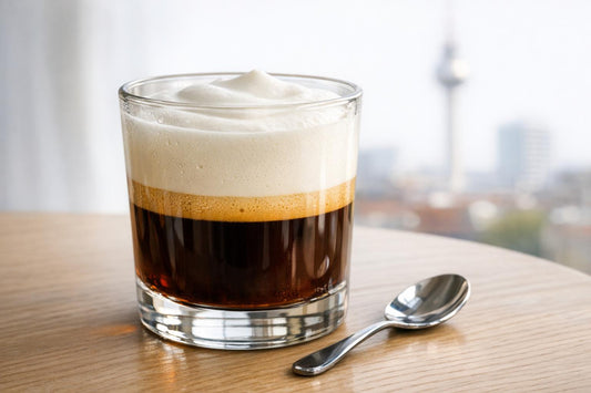 Einspänner erklärt: Der “Coffee mit Cream Cap”, den gerade alle feiern