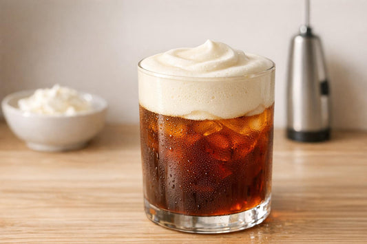 Cheesecake-Foam Drinks: Was steckt dahinter – und wie macht man’s zuhause?